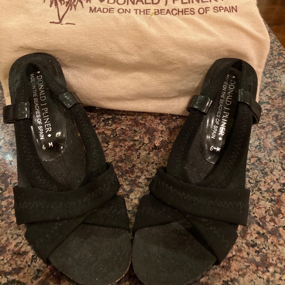 Donald j pliner black shoes